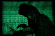 В США снова обвинили «связанных с Россией хакеров» в кибератаках: Общество: Мир: Lenta.ru
