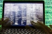 AP: атаковавшие SolarWinds хакеры взламывали почту американских прокуроров