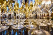 Названо лучшее российское шампанское: Бизнес: Экономика: Lenta.ru