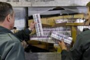 Изъять и сохранить: таможенные склады забиты миллионами контрабандных сигарет