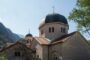 В Черногории протестующие против митрополита СПЦ пробили кордон полиции