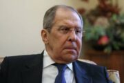Лавров заявил, что нужно снять ограничения на контакты военных России и США