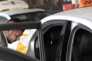 Заработок таксистов и таксопарков с начала года превысил их выручку за 2020 год