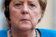 В Германии Меркель назвали ледяным канцлером и раскритиковали за бездействие