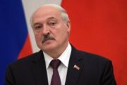 Лукашенко отчитал главу корпорации за взгляд
