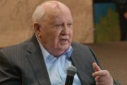 Горбачев призвал к демилитаризации мировой политики