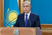 Токаев начал обращение к жителям Казахстана